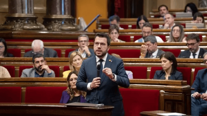 La Generalitat de Cataluña oculta en su mapa de fosas a 2.037 víctimas del bando republicano