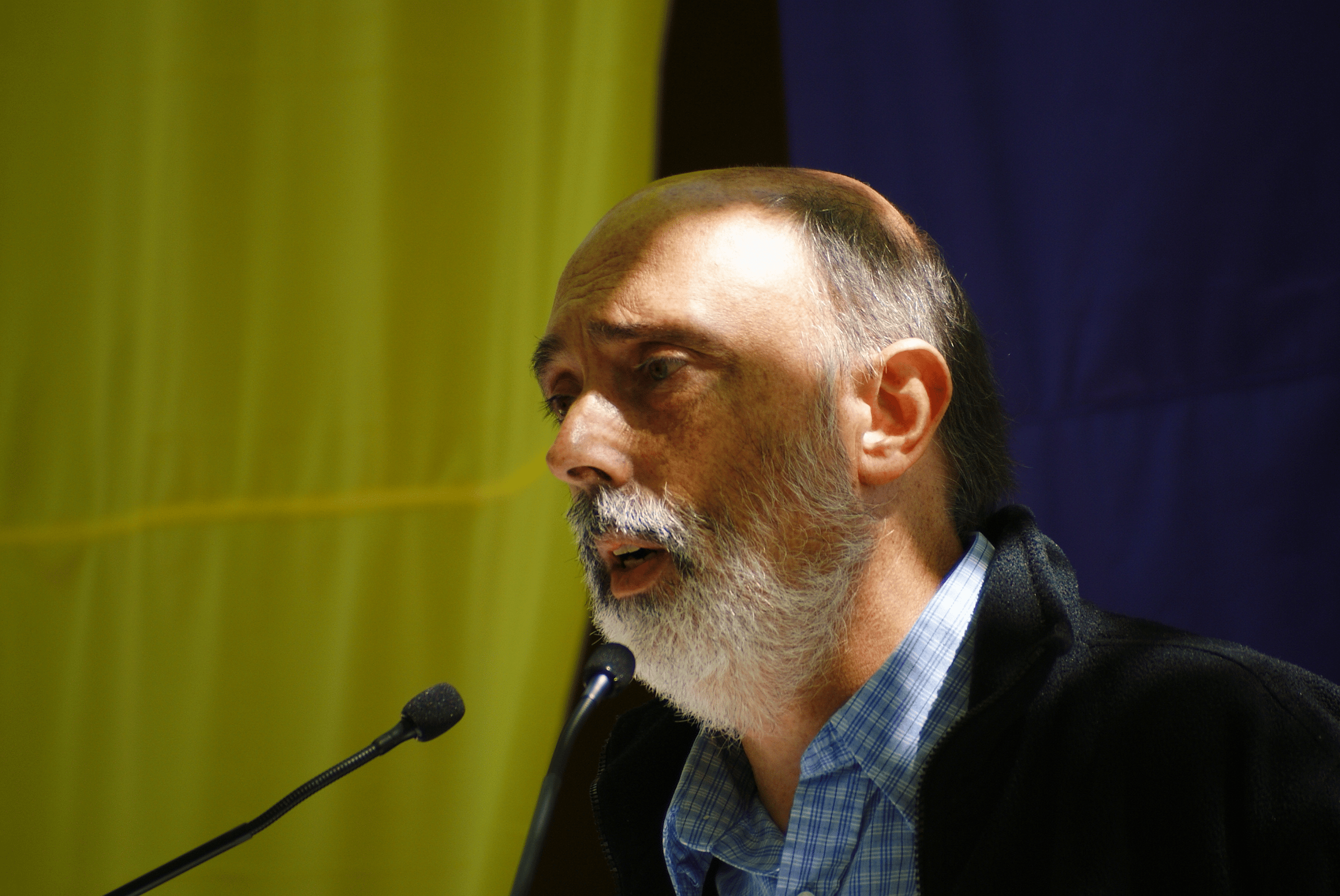 El asesor de Sánchez en fosas confiesa la farsa de la ley de «memoria»: «Es una cuestión política»